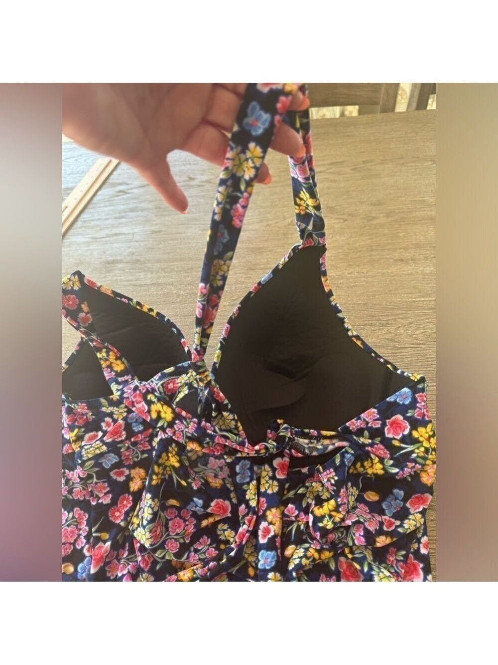 Swimsuit top! Floral pattern. - Picture 7 of 7